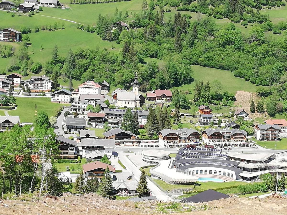 Hotel Kirchenwirt 바트키르히하임 외부 사진