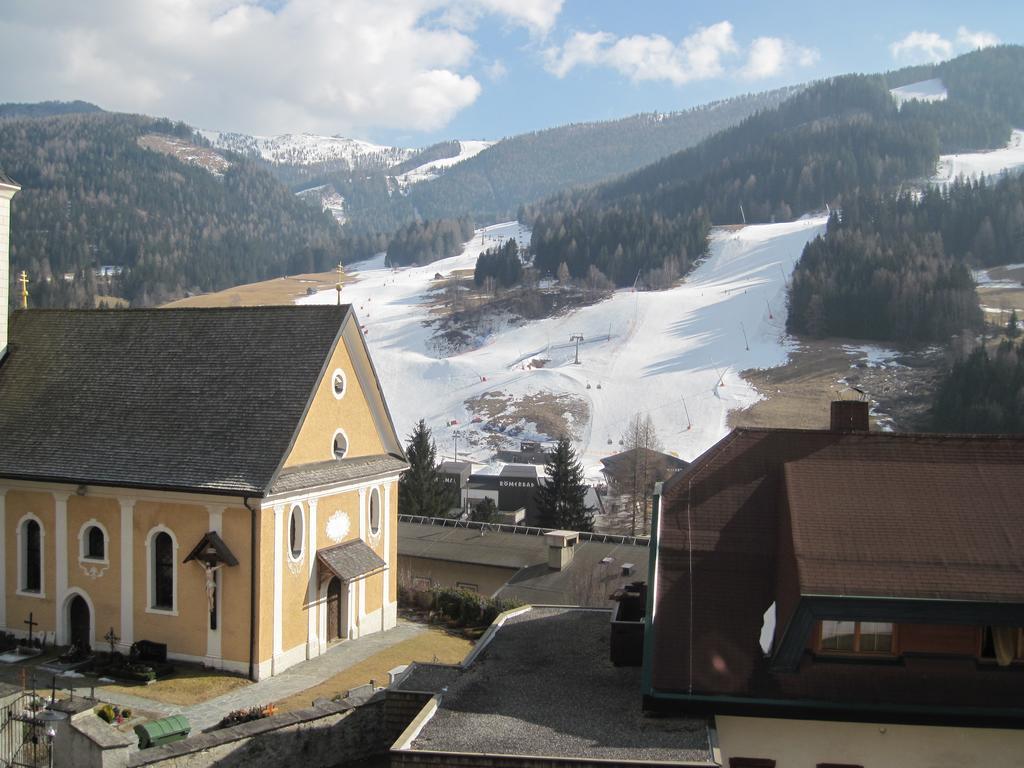 Hotel Kirchenwirt 바트키르히하임 외부 사진