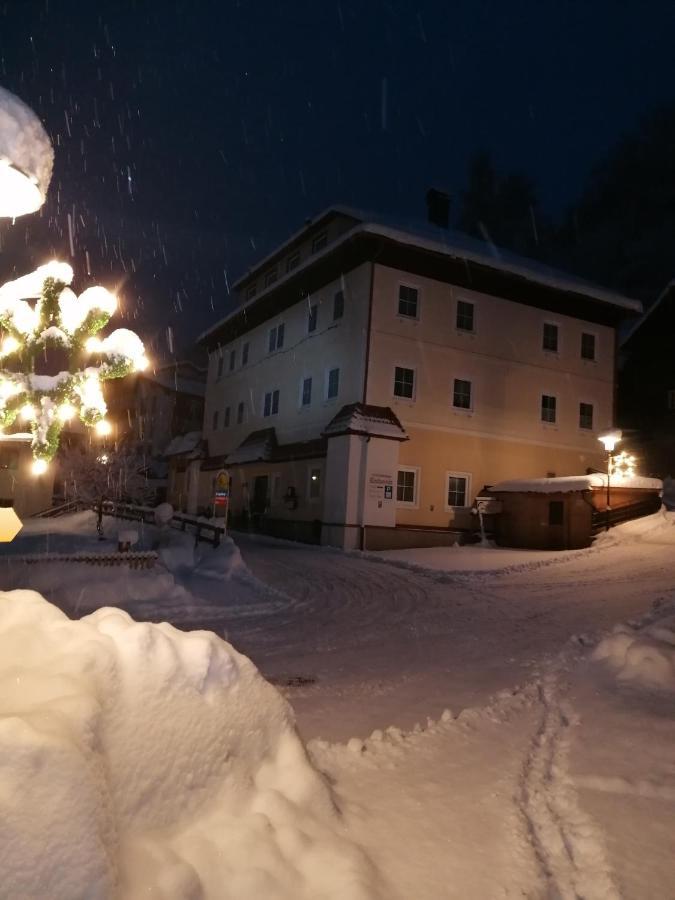 Hotel Kirchenwirt 바트키르히하임 외부 사진
