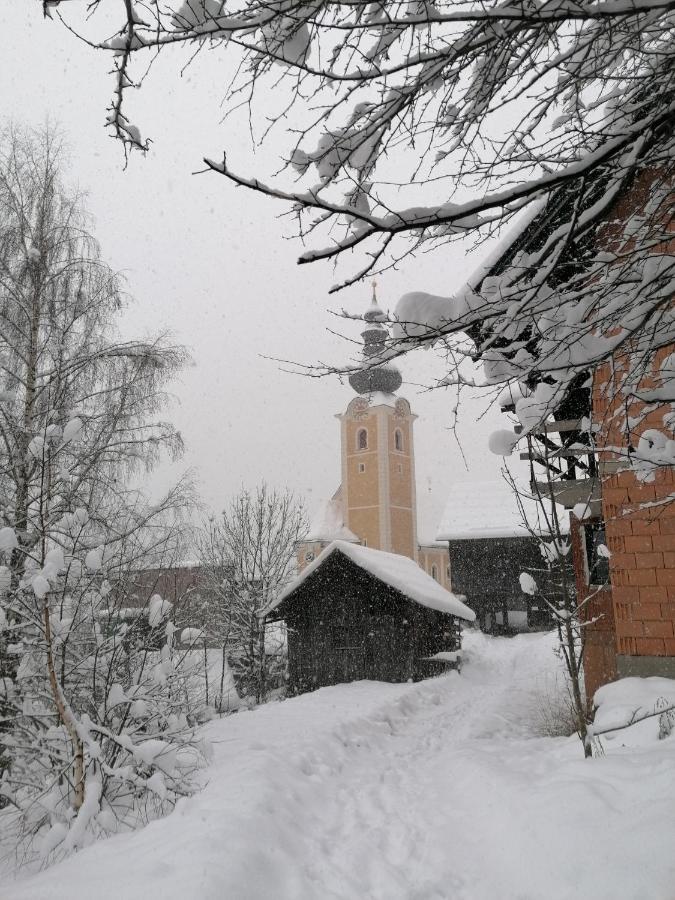 Hotel Kirchenwirt 바트키르히하임 외부 사진