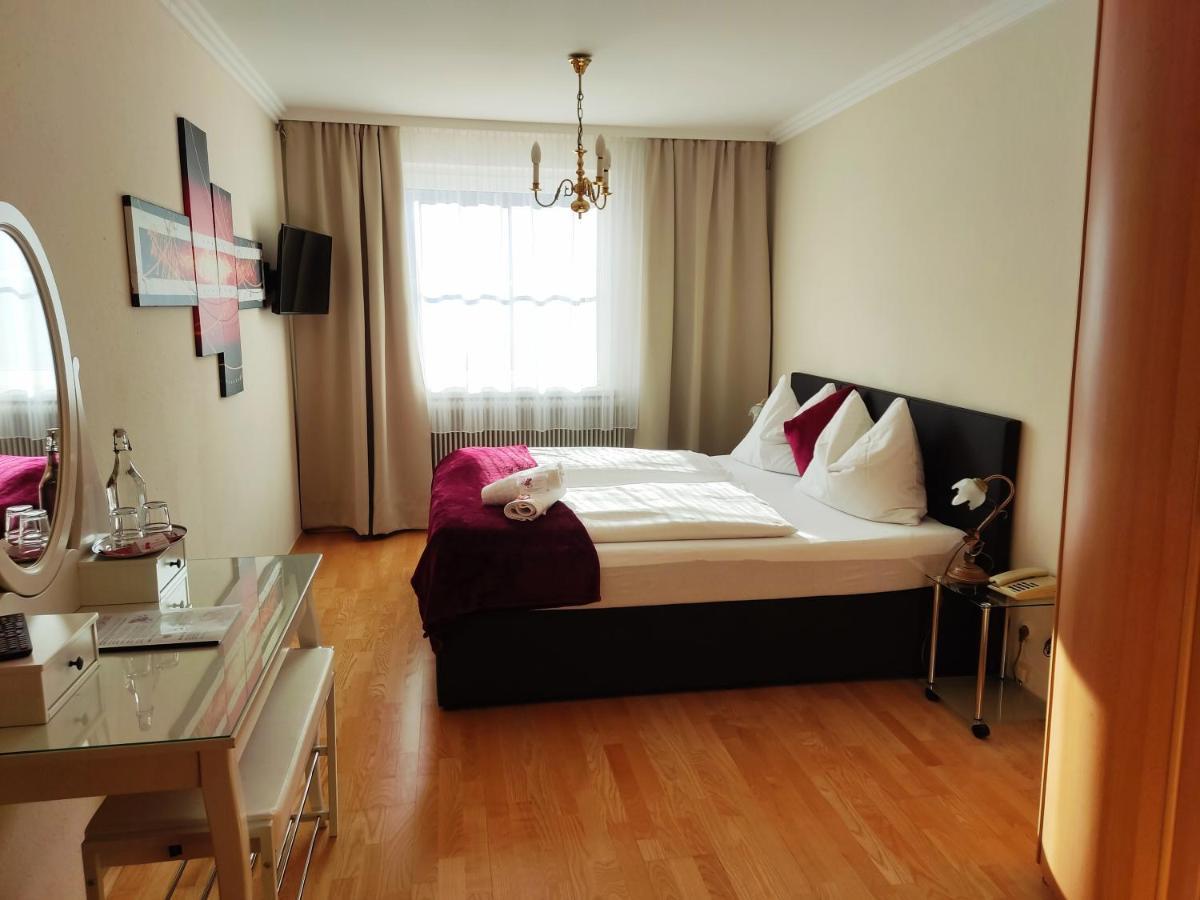 Hotel Kirchenwirt 바트키르히하임 외부 사진