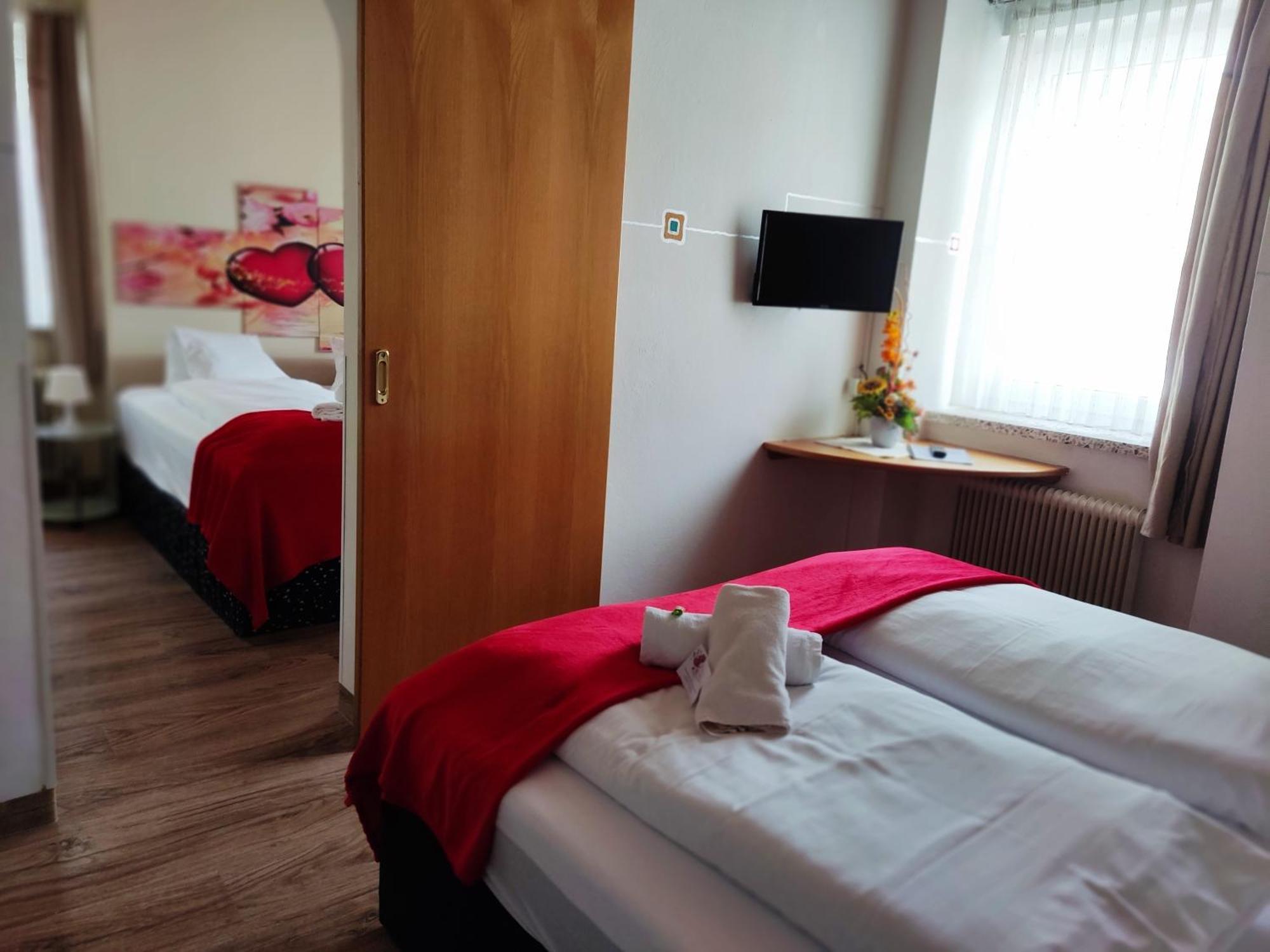 Hotel Kirchenwirt 바트키르히하임 외부 사진